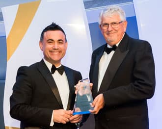 Ken receives award from NSW Minister for Tourism